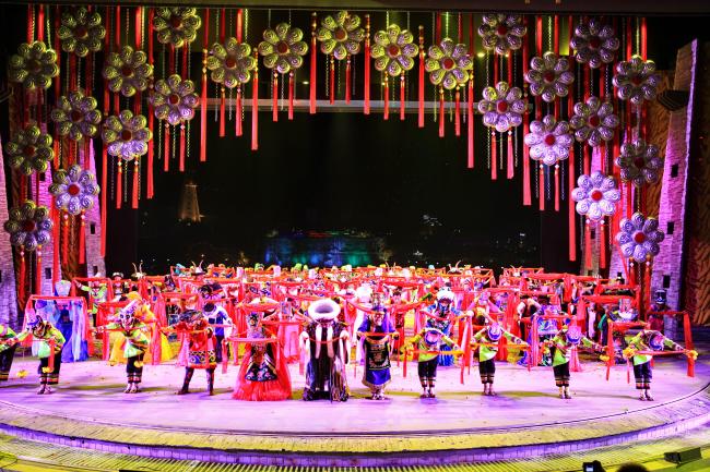 七彩凤县:秦岭深处的魔力之城